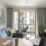 Porto Mare Letnica Gym & Parking By Lion Apartments
